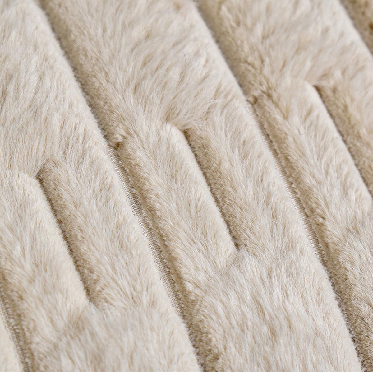 Cojín Gaudí abstracto beige