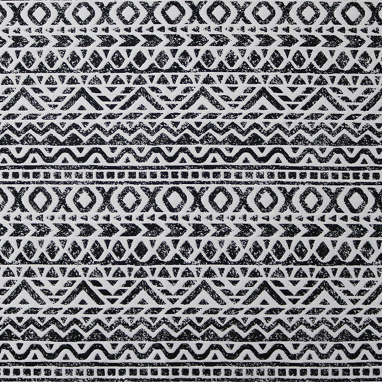 Tela Black & White