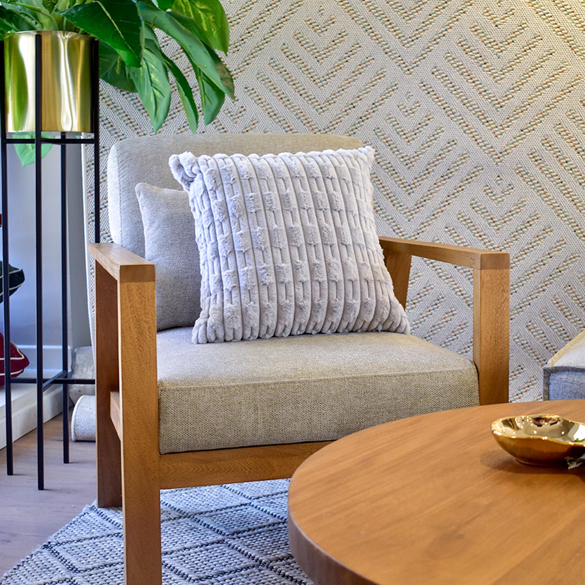 Cojín Gaudí abstracto gris